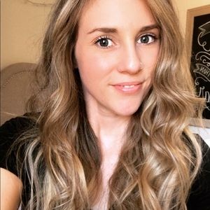 Meet your Posher, Kaleigh